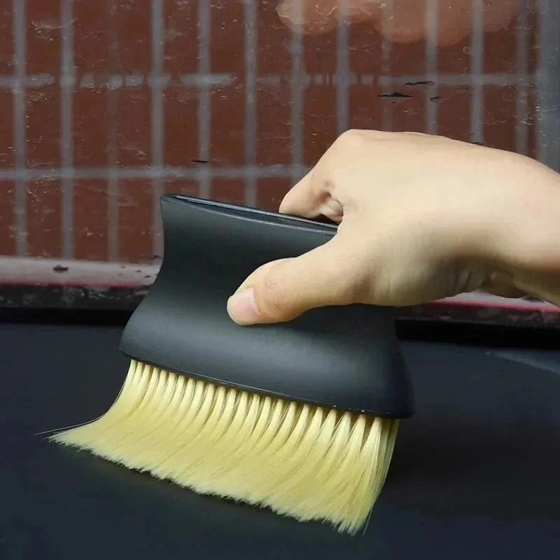 DustAway™ – Zachte Autoborstel voor Stof & Ventilatieroosters